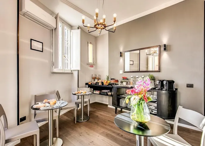 Piccola Navona Roof Garden 4*